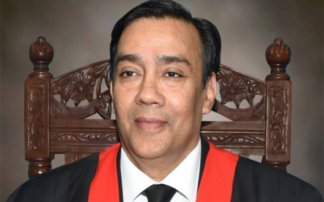  سابق چیف جسٹس مامون رشید مدت ملازمت سے قبل عہدے سے فارغ