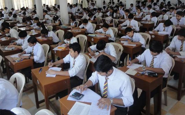  میٹرک کے امتحان کا آغاز کب سے ہورہا؟ ڈیٹ شیٹ آگئی