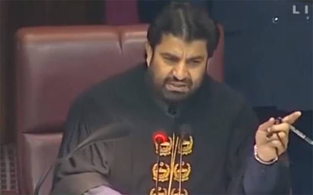 آپ باہر نکل جائیں!! قومی اسمبلی میں ہنگامہ 