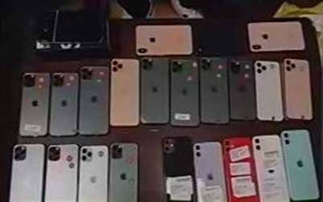  کسٹم حکام کی بڑی کارروائی، لاکھوں مالیت کے موبائل برآمد