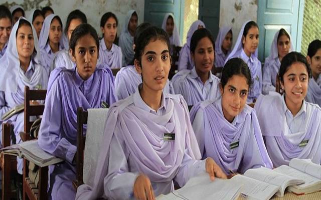 لاہور کالج میں انٹرمیڈیٹ کی فرسٹ ایئر کلاسز کا آغاز