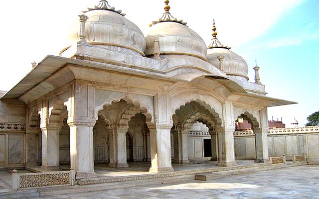 موتی مسجد سے سکھ دور کا توشہ خانہ دریافت
