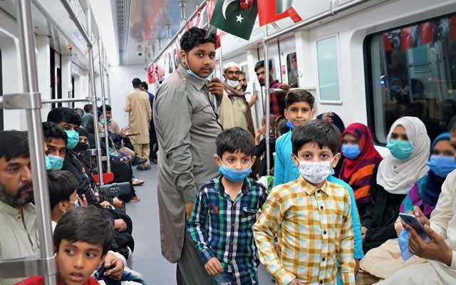 اورنج ٹرین میں سفر کرنے والوں کی مانیٹرنگ سخت کرنے کا فیصلہ
