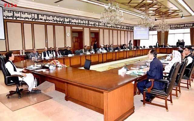 وفاقی حکومت اپنی ضد پر اڑ گئی