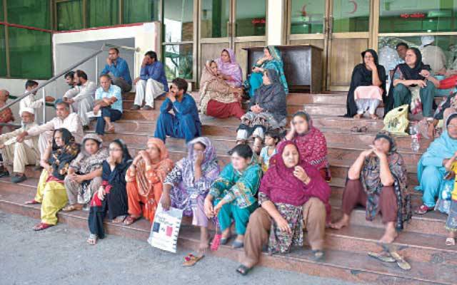کورونا کیسز میں خطرناک اضافہ، ینگ ڈاکٹرز کا او پی ڈی بند کرنے کا اعلان