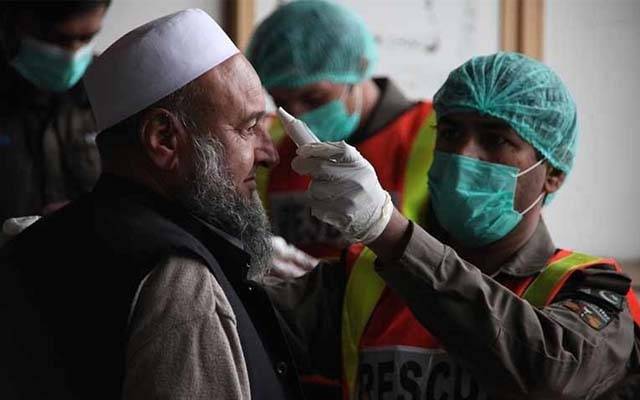 کورونا خطرناک حد تک پھیل گیا ، شرح 4 فیصد تک جا پہنچی 