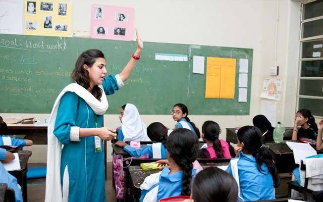 حکومت کے اساتذہ سے کئے وعدے دھرے رہ گئے