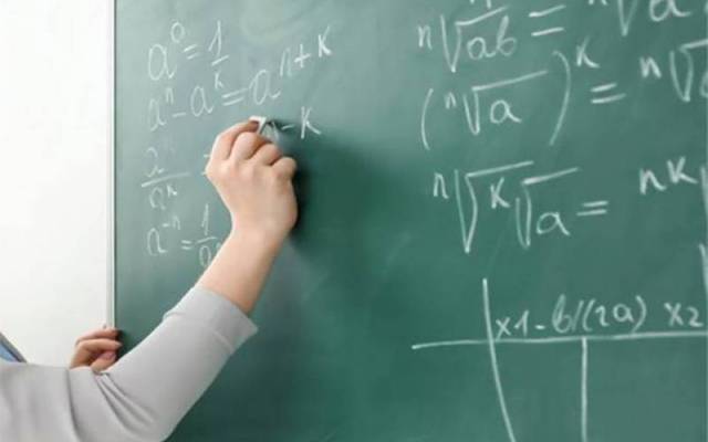 سرکاری سکولوں میں اساتذہ کی بھرتیوں کا عمل کب شروع ہوگا؟