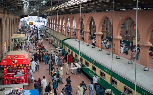 ریلوے مسافروں کے لیے خوشخبری 