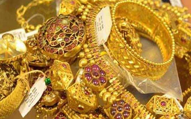 سونا مہنگا ہونے سے فی تولہ قیمت کہاں پہنچ گئی 