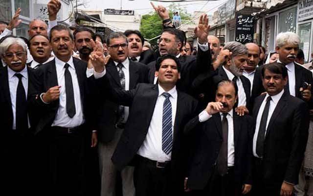 وکلاء تنظیموں کا پی ڈی ایم کا ساتھ دینے کا اعلان