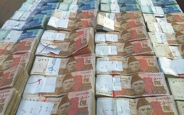لاہوریوں سے دو ارب پچیس کروڑ لوٹ لئے گئے