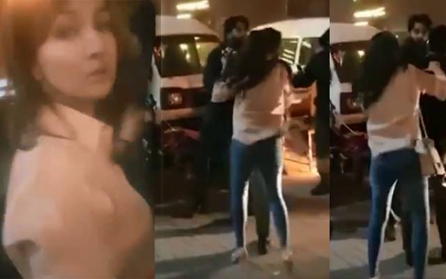 پولیس اہلکار کیساتھ بد تمیزی کرنیوالی لڑکی،لڑکا دو ہاتھ آگے نکلے