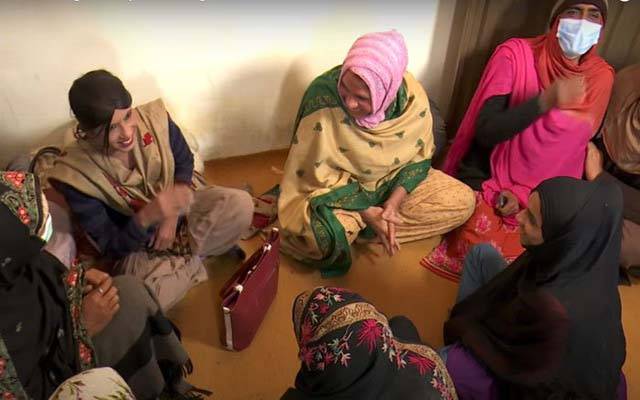 خواجہ سرا کے گھر سے قرآن کی صدا بلند ہونے لگی 