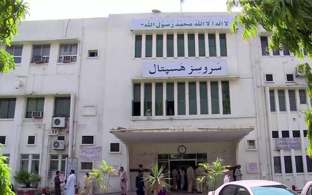 سروسز ہسپتال کے آپریشن تھیٹر میں کام بند 