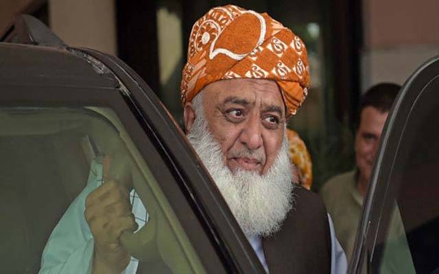 مولانا فضل الرحمان کا خون لگوانے سے عام آدمی کو کیا فائدہ ہوگا؟