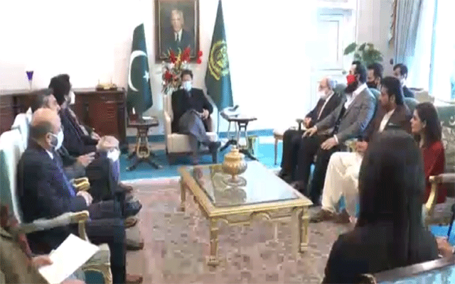 وزیرِ اعظم کی ڈارمہ سیریل ارتغرل غازی کی بانی ٹیم سے ملاقات 