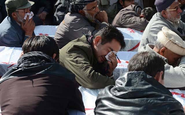 مچھ قتل عام،شہر شہر دھرنے،لواحقین کو وزیر اعظم کا انتظار 