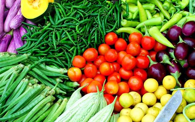 اوپن مارکیٹ میں سبزیوں کی قیمتیں ریٹ لسٹ سے مختلف