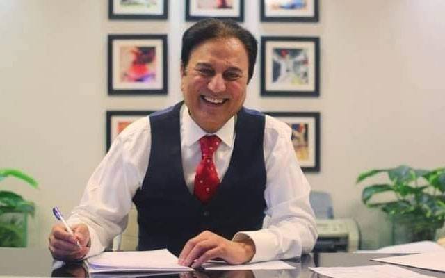  نعیم بخاری کو بطور چیئرمین پی ٹی وی کام سے روک دیا گیا