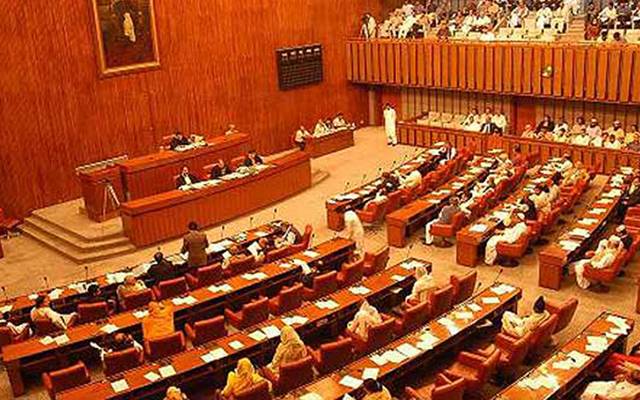 سینیٹ انتخابات  کے لئے تحریک انصاف نے مختلف آپشنز پر غور شروع کر دیا