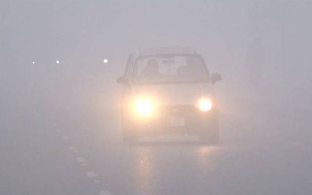 دھند کے باعث موٹروے بند 