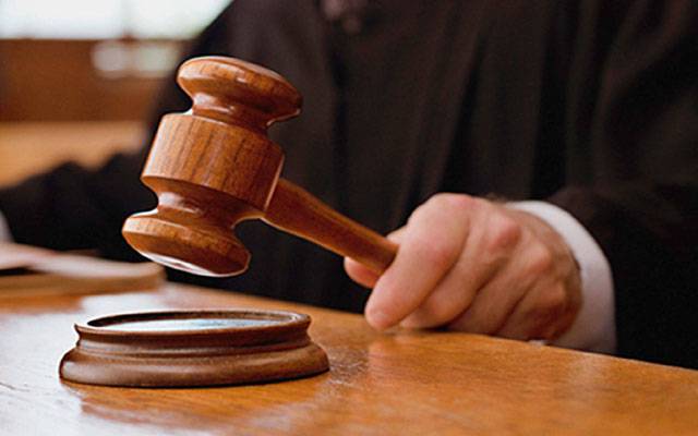 افسر توہین عدالت کرنے سے باز نہ آئے،مقدمات کی تعداد 33 ہوگئی 