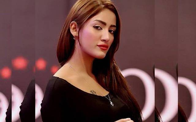 ماتیراطلاق یافتہ ہونے کے طعنہ پر برہم