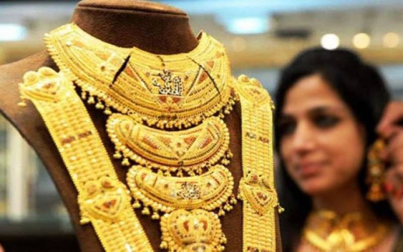 سونے کی قیمتوں میں کمی برقرار