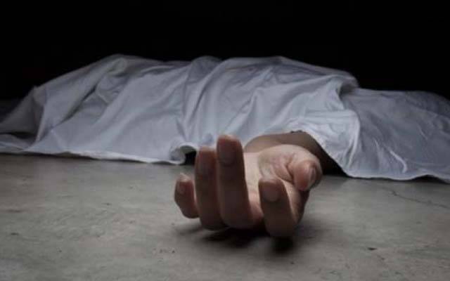بیویوں نے مل کر شوہر کو قتل کردیا، نعش گھر میں دفنا دی