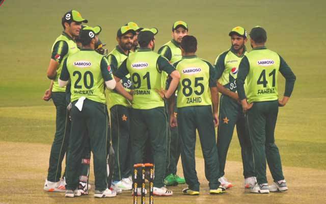 قومی کرکٹ ٹیم کو چارٹر طیارے سے جنوبی افریقہ بھجوانے کا پلان