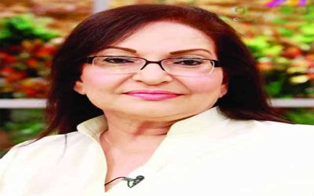 جونیئر اداکاروں کو اپنے سینئر اداکاروں کا احترام کرنے کے ساتھ ان سے سیکھنا بھی چاہیے:سنگیتا