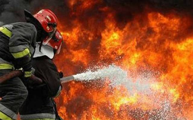 اچھرہ بازار میں آتشزدگی، بھاری نقصان کا خدشہ