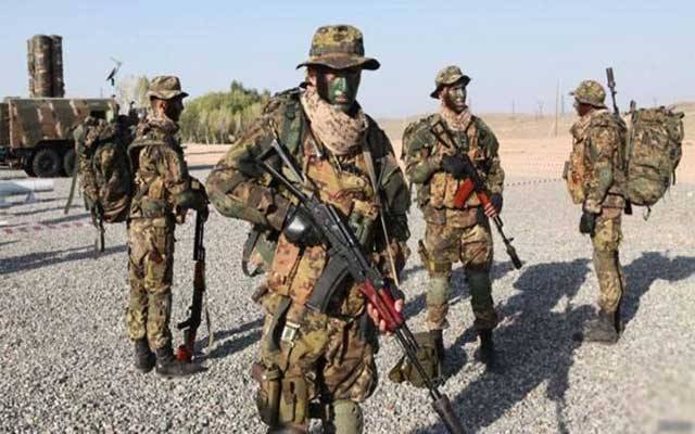  فوج نے وزیرِ اعظم سے استعفے کا مطالبہ کردیا