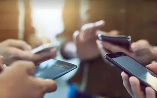 اب اسمارٹ فون پاکستان میں بنیں گے