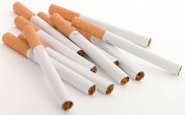 سگریٹ نوشی کرنے اور بیچنے والوں کیلئےبری خبر