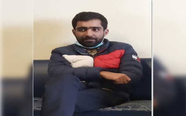 کسٹم عملے سے بدتمیزی کرنا فضائی مسافر کو مہنگا پڑ گیا 