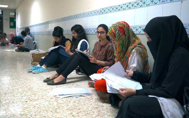 طلباکی موجیں ختم، نئی شرائط عائد کردی گئیں