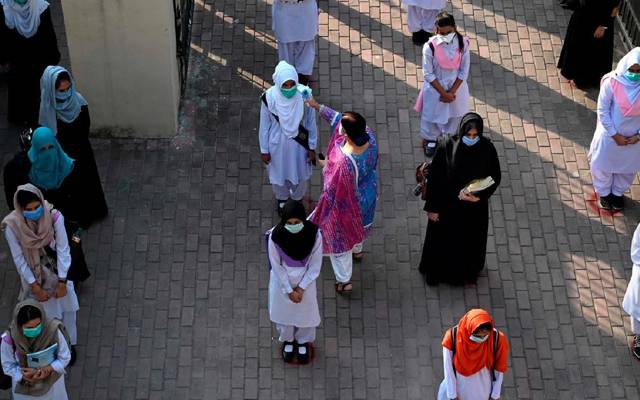 کوروناکی تیسری لہر، تعلیمی ادارےایک بار پھر بند 