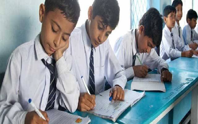 بیک ٹو سکول مہم ناکام، ایجوکیشن اتھارٹی نے بڑا فیصلہ کرلیا