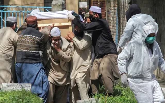 کورونا کی لہر میں تیزی،درجنوں جان سے گئے،ہزاروں نئے کیسز رپورٹ