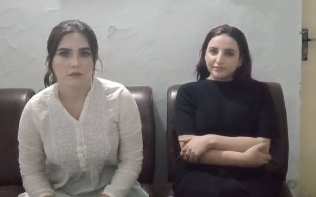 حریم شاہ پر گھر میں گھس کر تشدد؛ ٹک ٹاک سٹار تھانے پہنچ گئیں