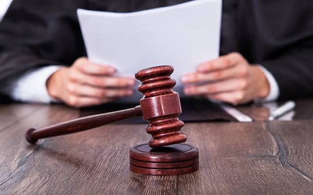 شہباز شریف،حمزہ کے کیسز کی سماعت کرنیوالے ججز سمیت25 کے تبادلے