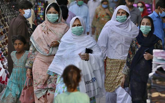 ماہرین نے کورونا کیسز بڑھنے کی نئی وجہ بتادی