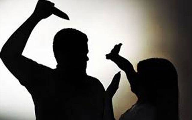 ظالم نے بیوی پر چھریوں کے وار کردیئے