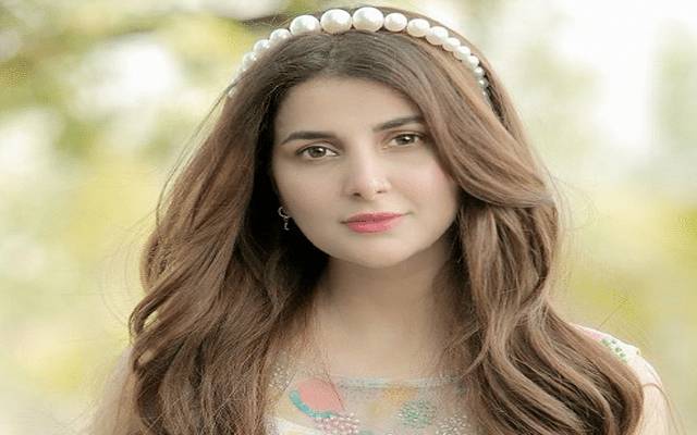    خوبرو اداکارہ کو سلمان خان کی فلم رادھے کا ٹریلر شیئر کرنا مہنگا پڑ گیا