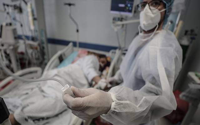 لاہور میں کورونا مریضوں کی زندگیاں داؤ پرلگ گئیں