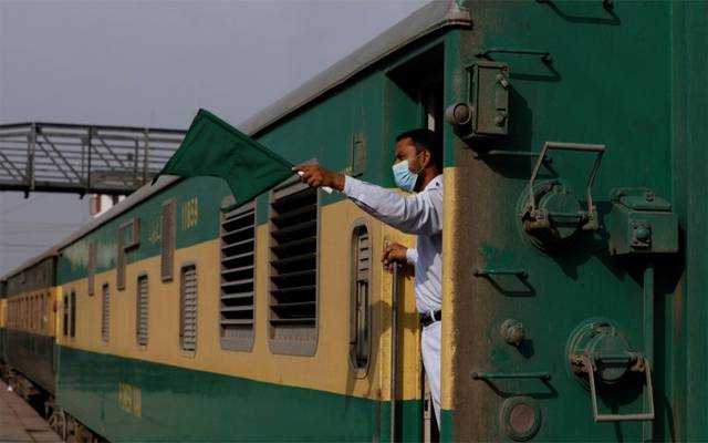 ریلوے نے کروڑوں روپے کا ریونیو اکٹھا کر لیا