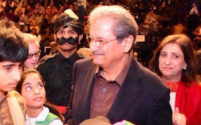 وزیرتعلیم شفقت محمود نے تمام یونیورسٹیز کھولنے کا اعلان کردیا