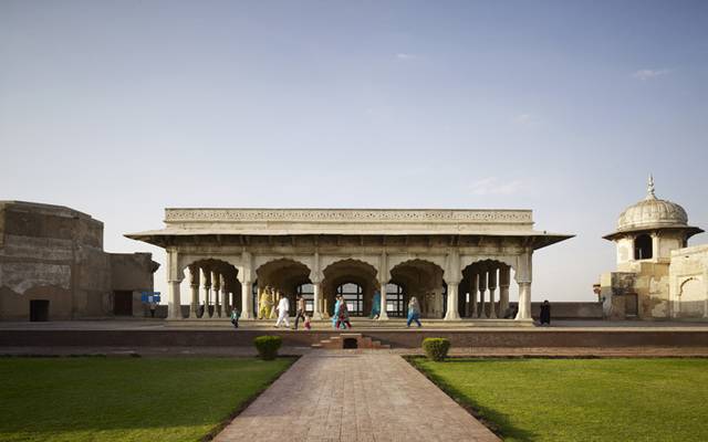 دیوان خاص کا میک اپ